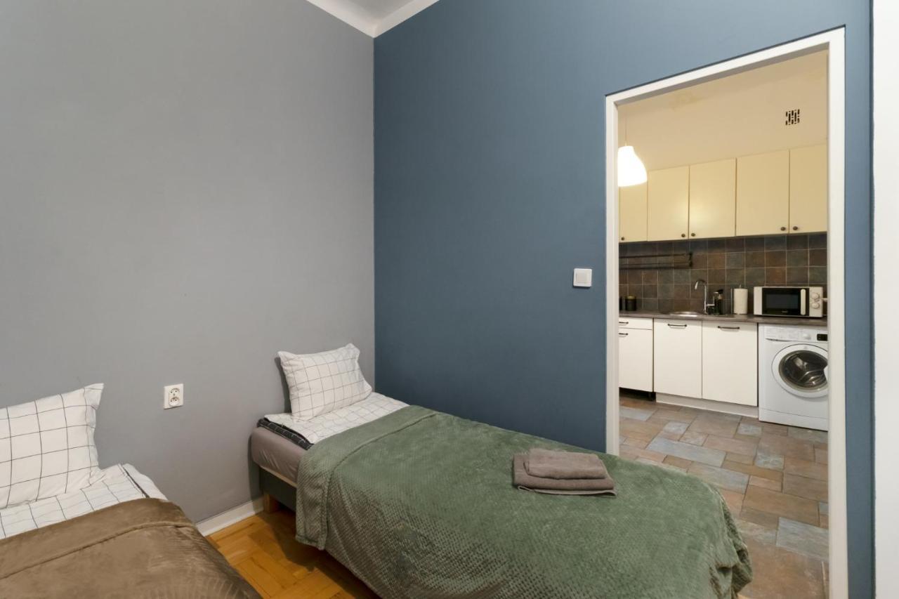Golden - Huge Comfortable 4 Bedrooms - Old Town - Freta